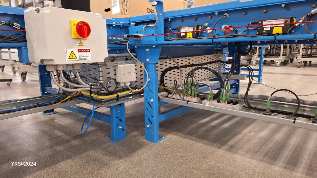 Conveyor wiring
