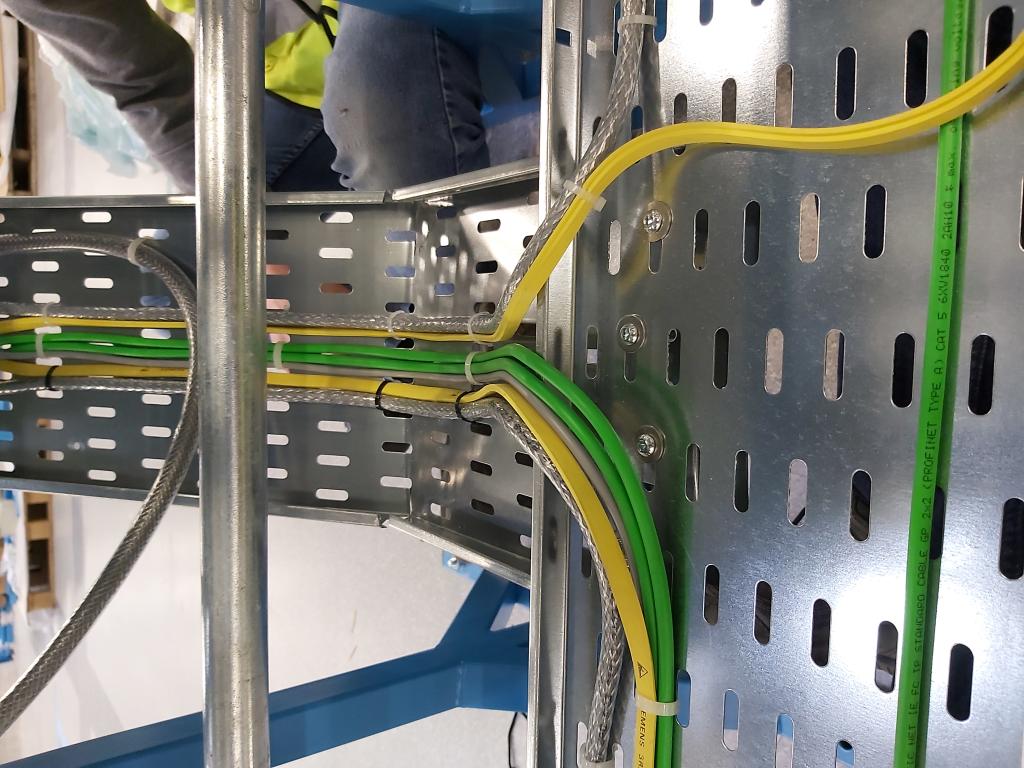 Conveyor wiring