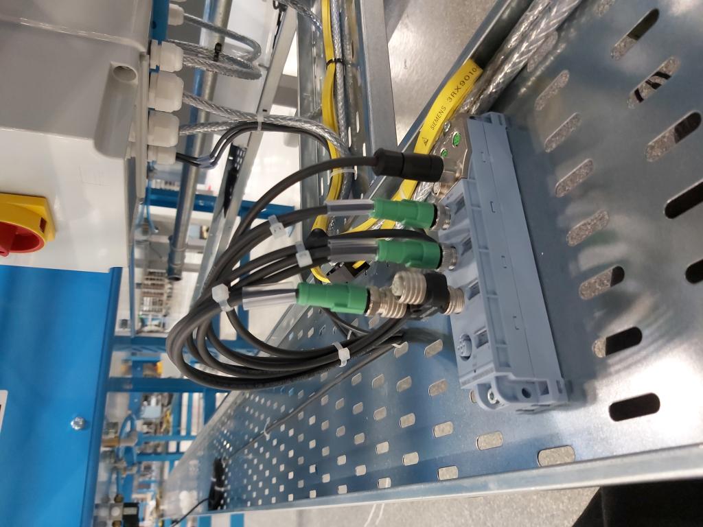 Conveyor wiring